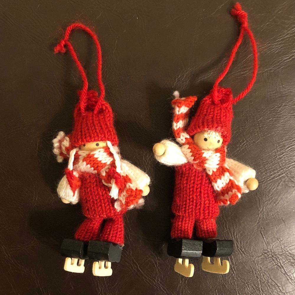 Red Knitted Skating  Pair Ornaments